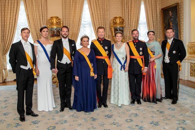 photo officielle de la famille de grand-duché du Luxembourg