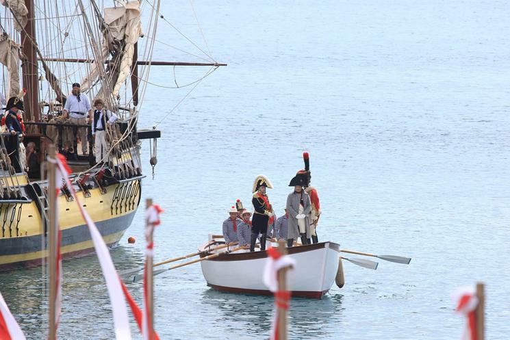 reconstitution de l'arrivée de Napoléon sur l'île d'Elbe