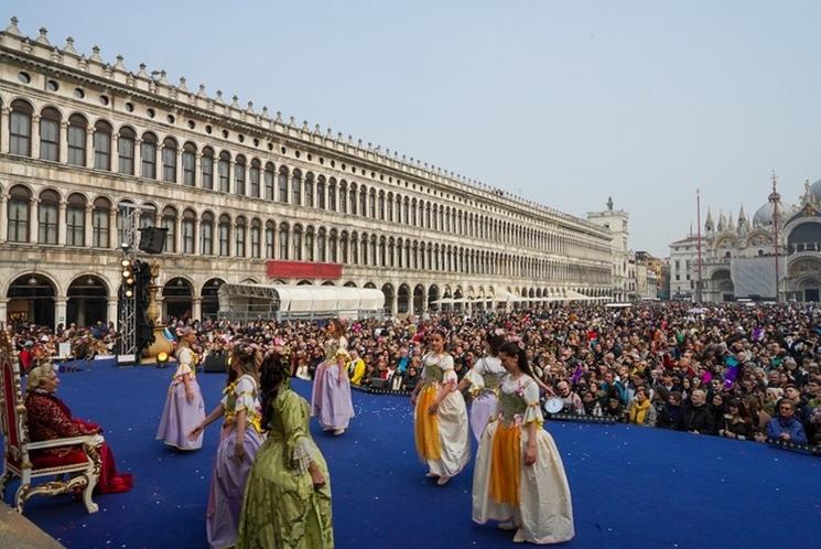 12 Marie Carnaval Venise