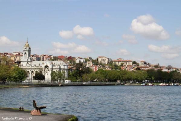     L'église Saint-Etienne des Bulgares à Istanbul, dans le quartier de Fener au bord de la Corne d'Or