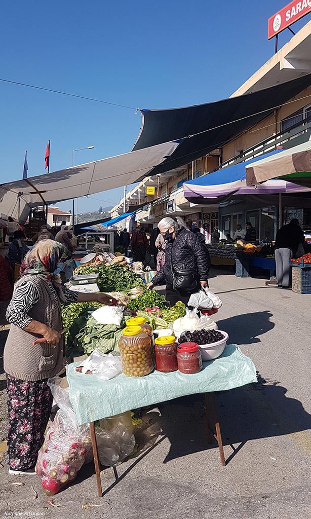 Bayindir Izmir ville marché fleurs