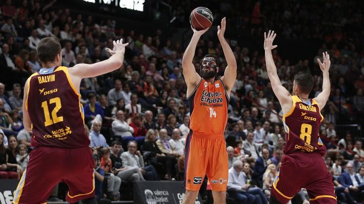 Un début de match équilibré face au Herbalife