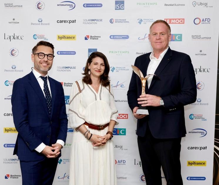 ​ La lauréate du trophée Entrepreneur Français à l'Étranger  ​
