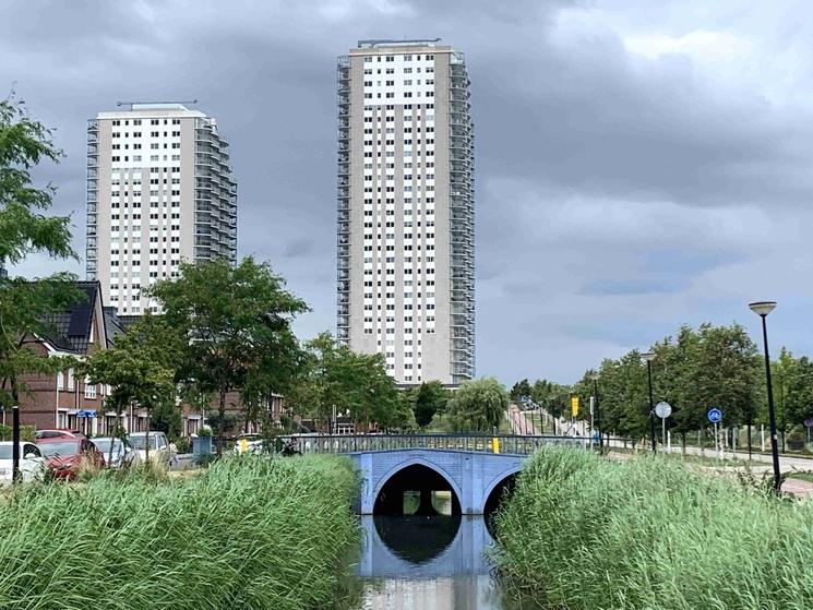 Pont des billets de 20 euros, architecture gothique (Photo: Emma Dailey)