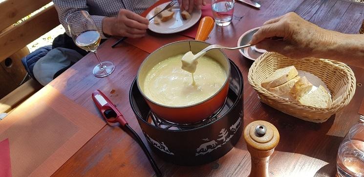 fondue spécialité suisse