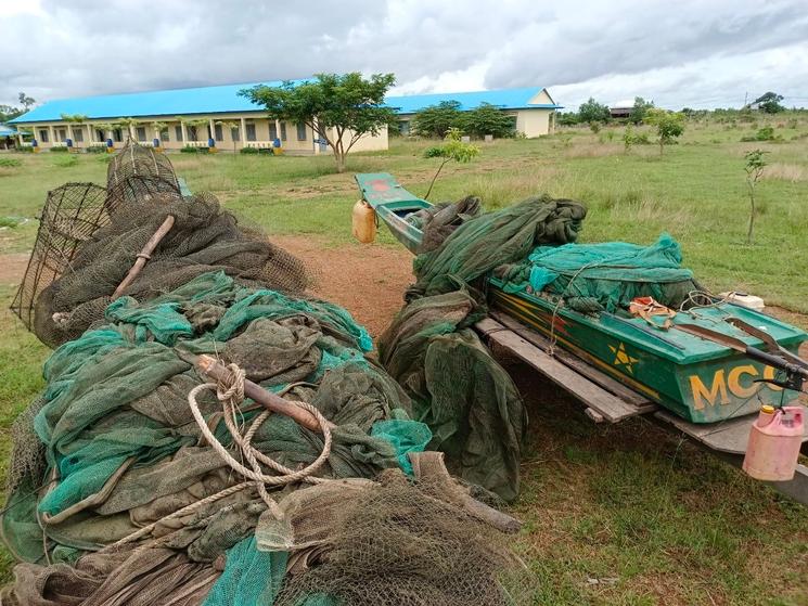 Photos d'équipements illégaux, fournies par l'administration provinciale de la pêche de Stung Treng. 