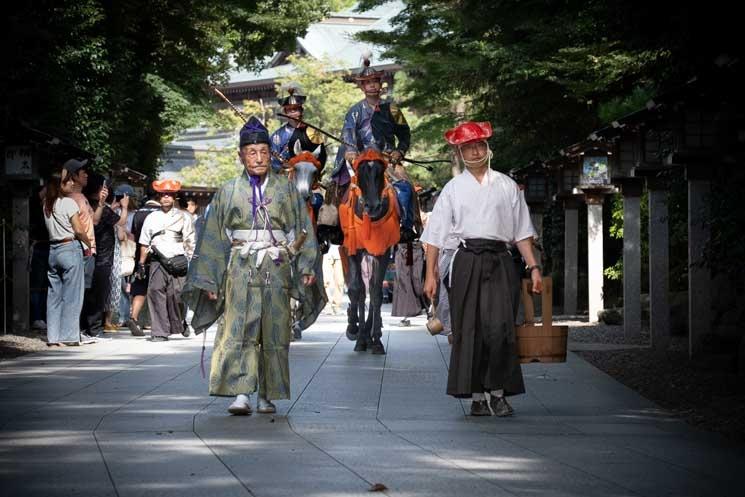 Photo B.Chapiron – Représentation de Yabusame au sanctuaire de Samukawa (préfecture de Kanagawa)