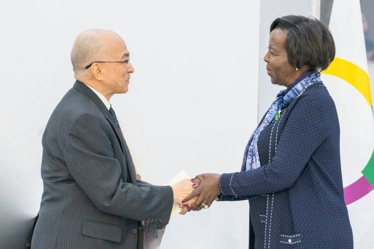 SE Madame  Louise Mushikiwabo  et Sa Majesté le Roi Norodom Sihamonie lors du XIXe Sommet de la Francophonie - Photo OIF 2024