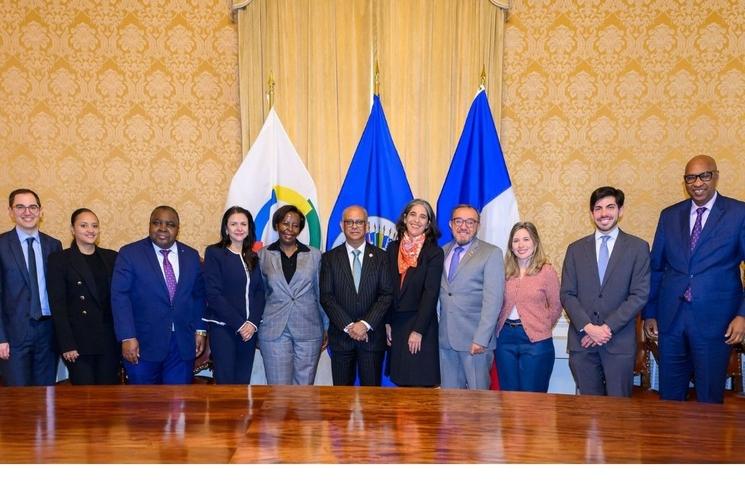 Les personnalités présentes lors de la signature de l'accord - Photo : Juan Manuel Herrera/OAS