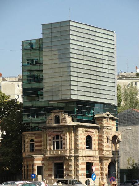 casa-paucescu-bucarest