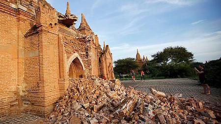 tremblement de terre à Bagan