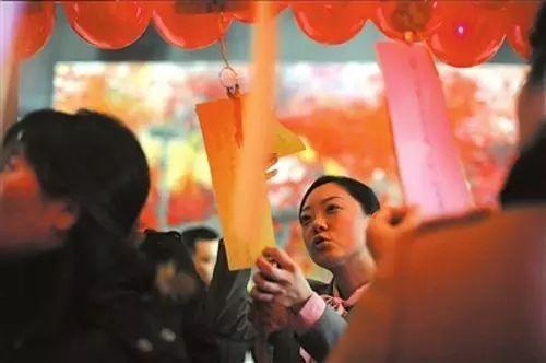 fete-lanterne-chine-devinette