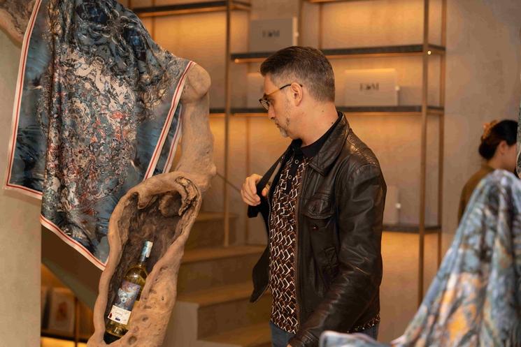 eric sanger art hanoi