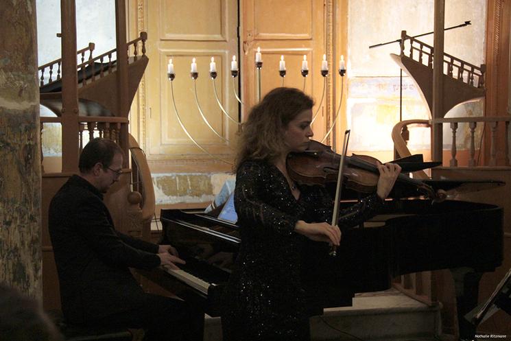 Concert "Sons espagnols dans l'empire ottoman" donné par Ulrich Mertin, Nermin Kaygusuz et Serdar Somuncu à la synagogue Hevra dans le cadre du 3ème Festival de Culture Sépharade et de la synagogue Etz Hayim à Kemeraltı, Izmir