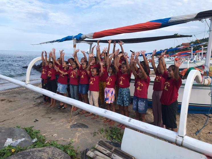 Les enfants de l'association ANAK