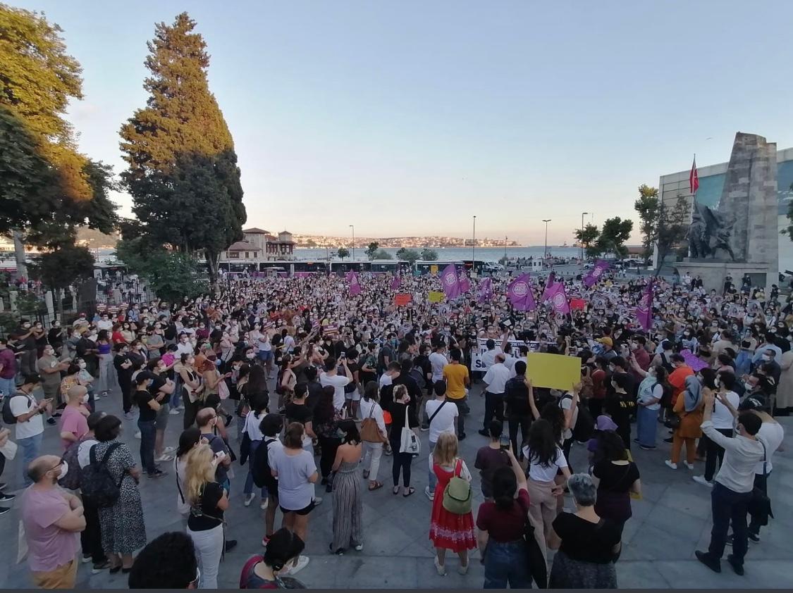 Turquie féminicides manifestation