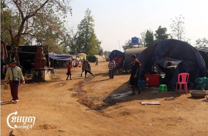 Les milliers de déplacés cambodgiens dans l’attente de logements temporaires