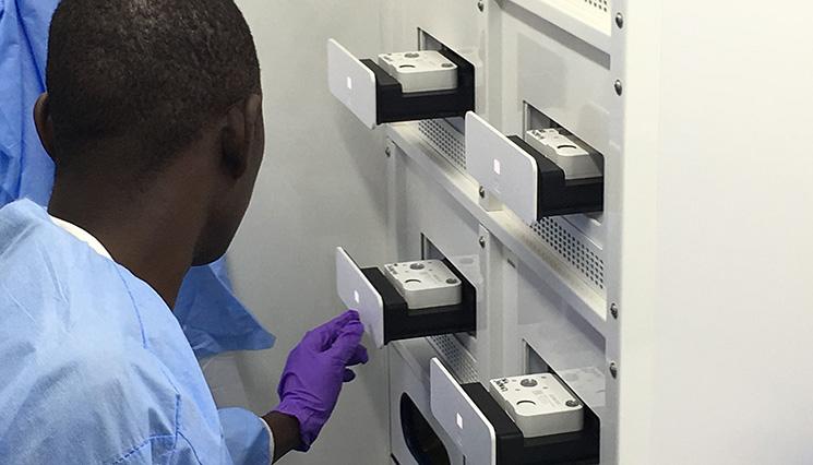 Camion-Laboratoire-Mobile