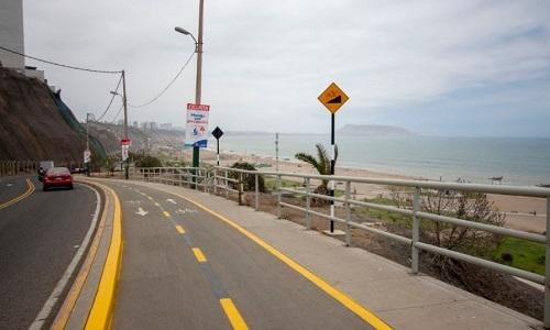 300 km de pistes cyclables à Lima pour garantir un transport urbain durable