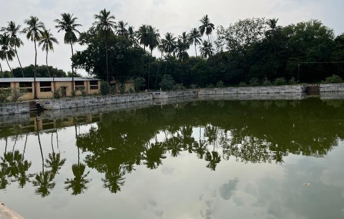 Un bassin d'un temple dans le Chettinad