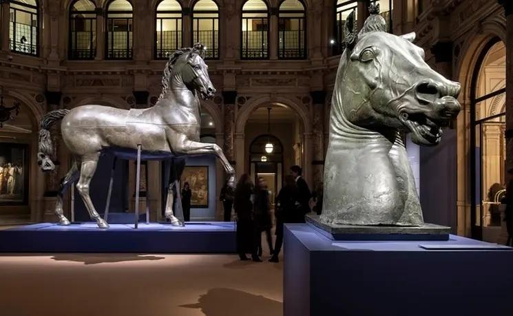 sculpture de cheval