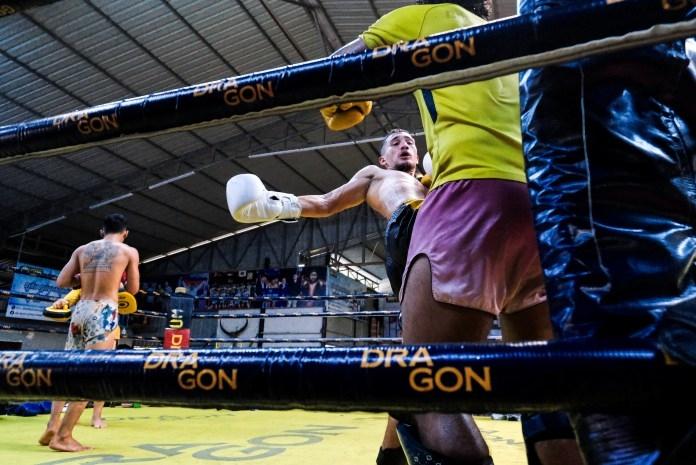 middle kick