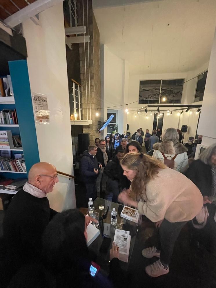 Dédicaces du livre Sangoma le guérisseur