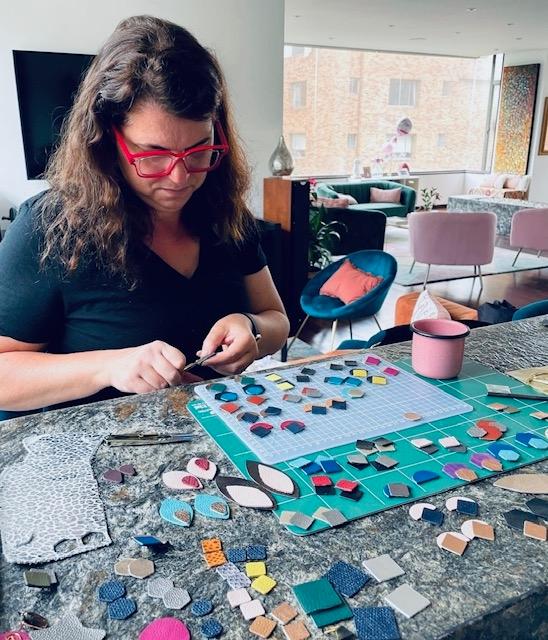 Delphine Loop By A&D