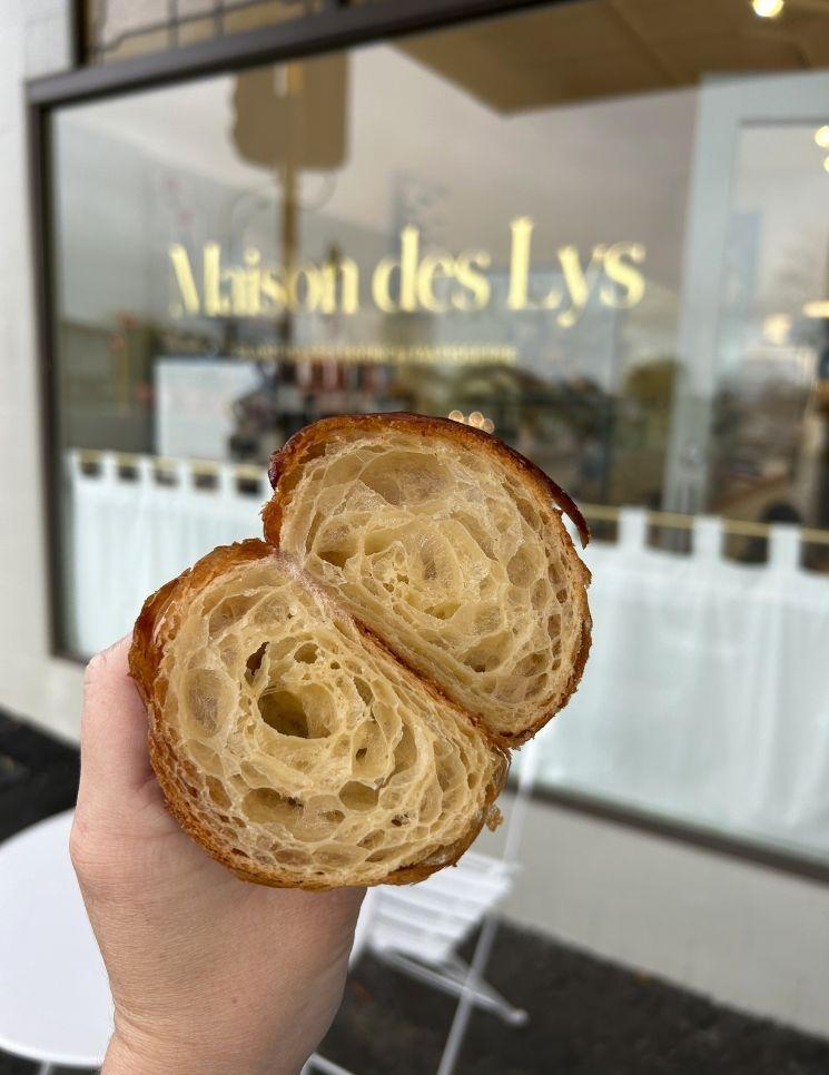 Croissant de maison des lys auckland