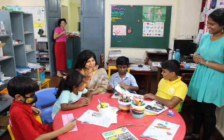 salle de classe de l'EFIS, école française intégrée à l'école indienne Sichya