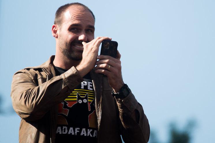 Eduardo Bolsonaro pendant la "motociata" à São Paulo