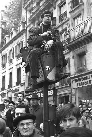 Une rue en France photographiée en 1970 par Dawaldi