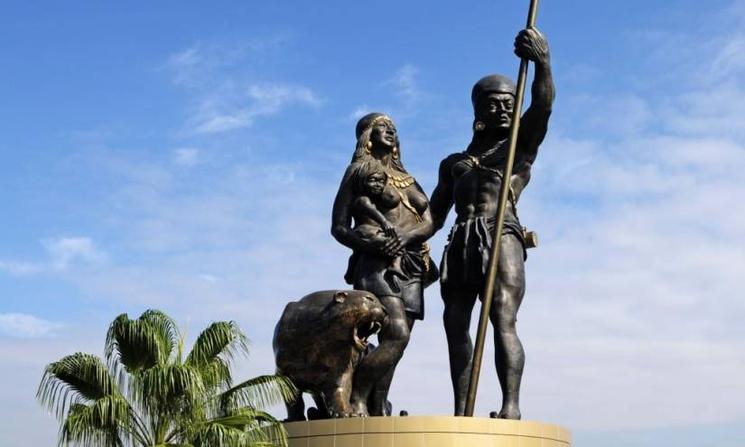 Monument à Guayas et Quil
