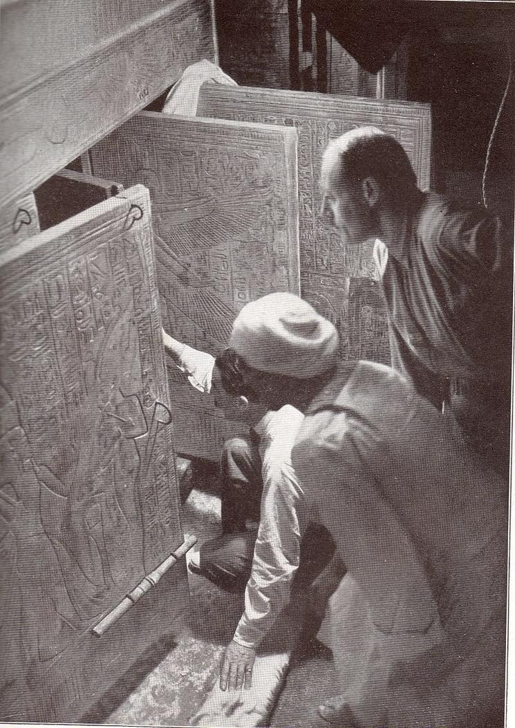 howard carter archeologue decouverte tombeau egypte