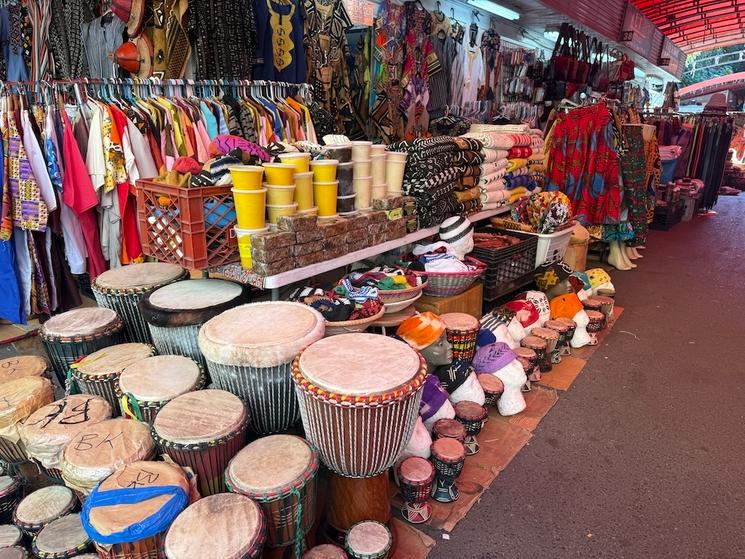 Le marché du petit Sénégal ©️Lola Neto 