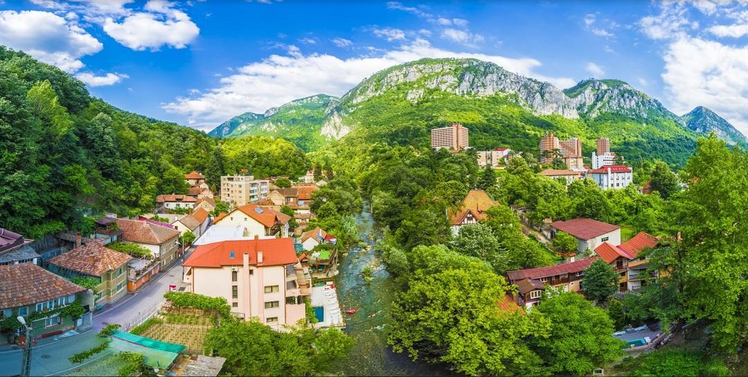 baile_herculane_bains_station_eaux_thermales_roumanie