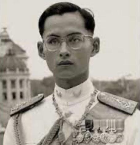 Rama IX de Thaïlande