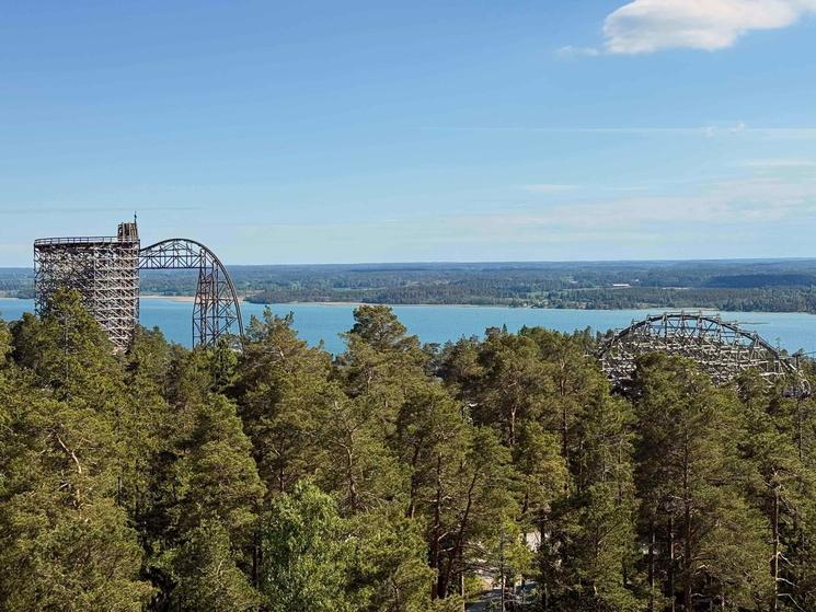 Vue sur l'attraction Wildfire