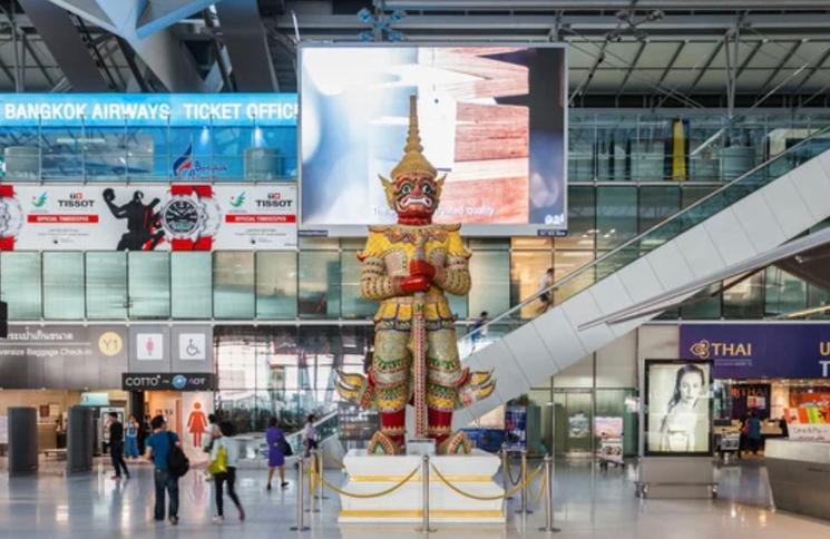 Intérieur aéroport Suvarnabhumi Bangkok