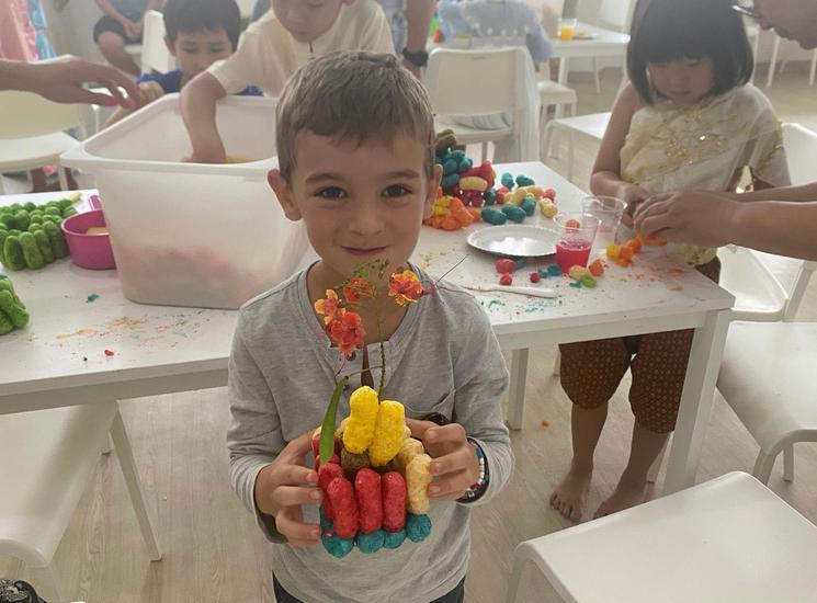 Krathongs radeau Windfield Chiang Mai