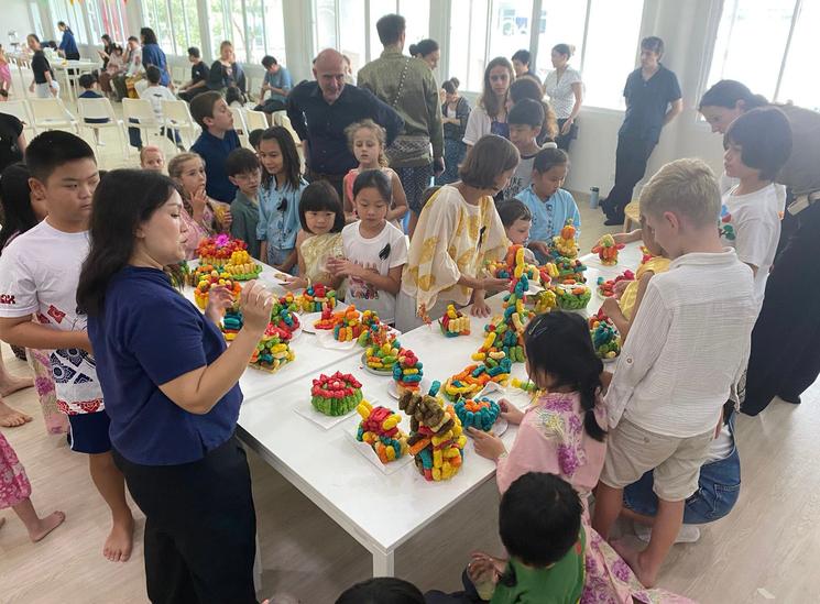 Krathongs Windfield Chiang Mai