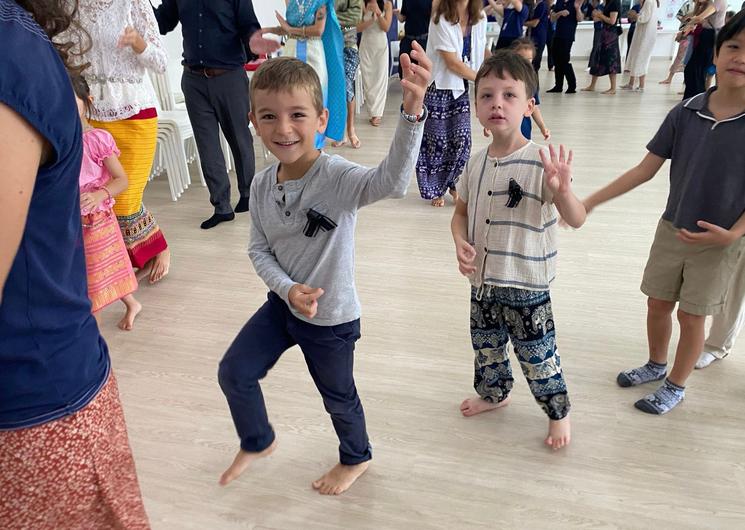 Danse Loy Krathong Windfield Chiang Mai