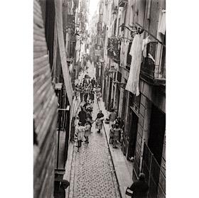 Margaret Michaelis. Calle d’en Robador, 5, primer piso, 1934 Arxiu Fotogràfic de Barcelona © The Estate of the Late Margaret Michaelis