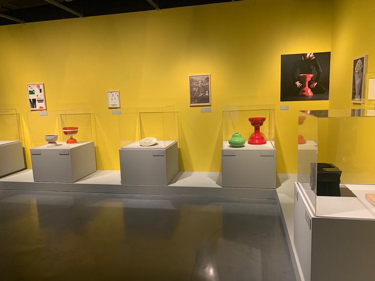 Au CENTRE POMPIDOU MALAGA, exposition "ETTORE SOTTSASS. LA PENSÉE MAGIQUE"