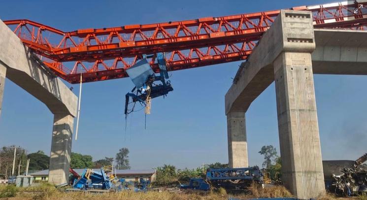 Grue effondrée Thaïlande 