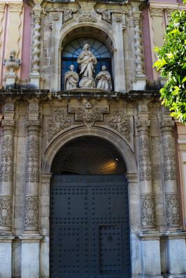 L’entrée du musée, rappelant son passé de monastère ©Arthur Venot