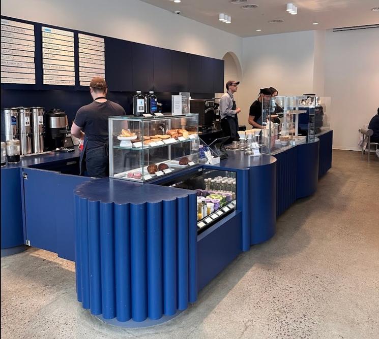 Silence et café fraichement torréfié ©Lola Neto