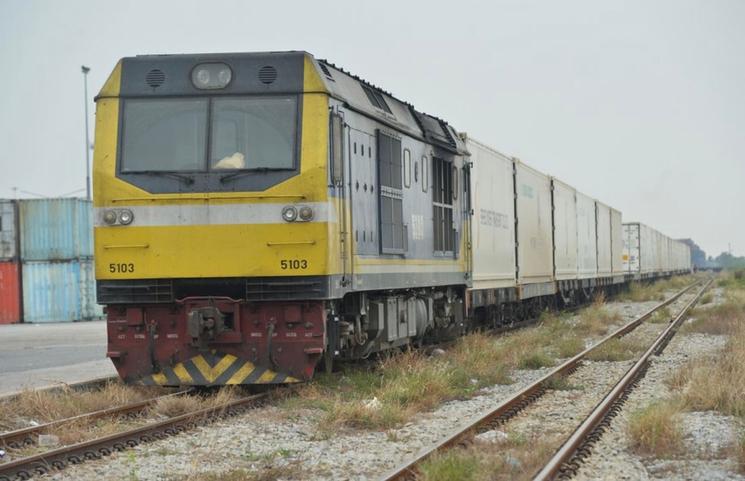 Train jaune