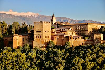 - L’Alhambra, lieu de culture –