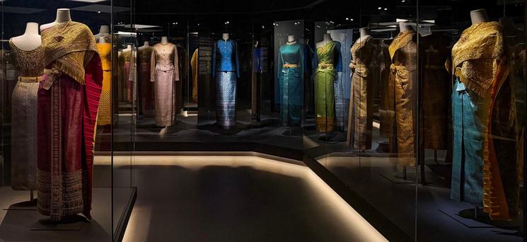 Robes royales thaïes 